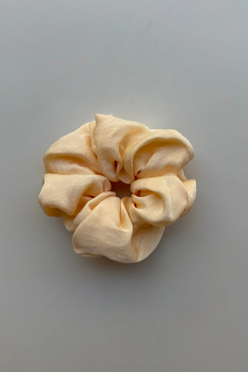 Gumka Scrunchie Buttercream - Image 3