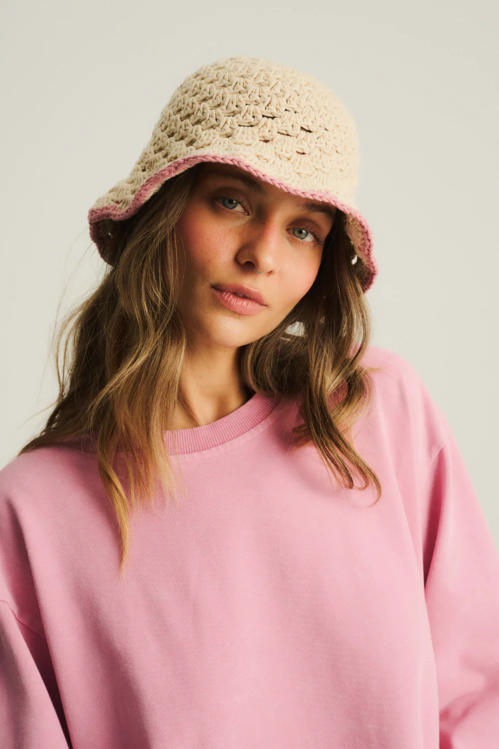 Kapelusz Bucket Lagoon Beige/Pink