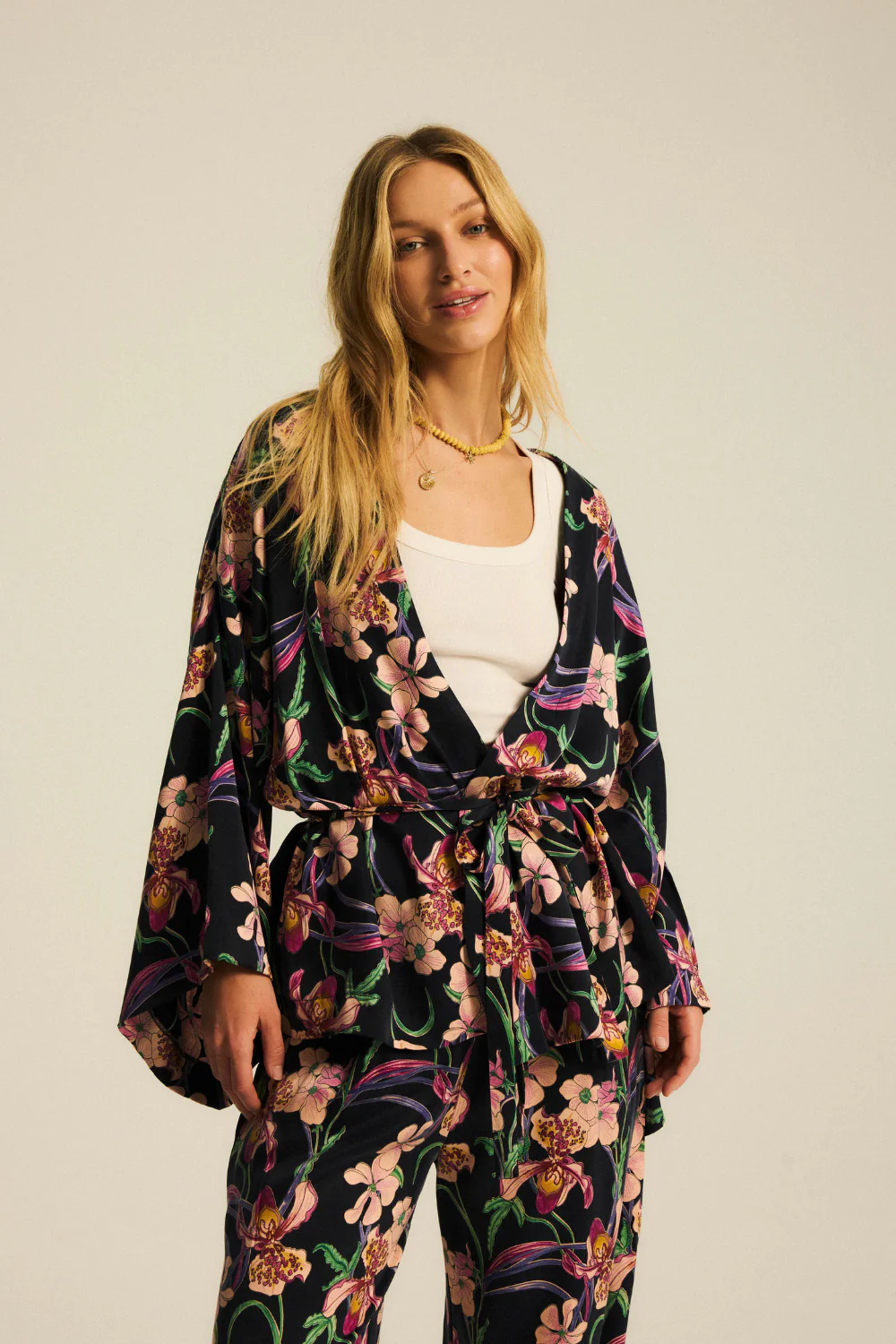 Koszula Kimonowa Bruna Dark Navy Bloom Print - Image 12