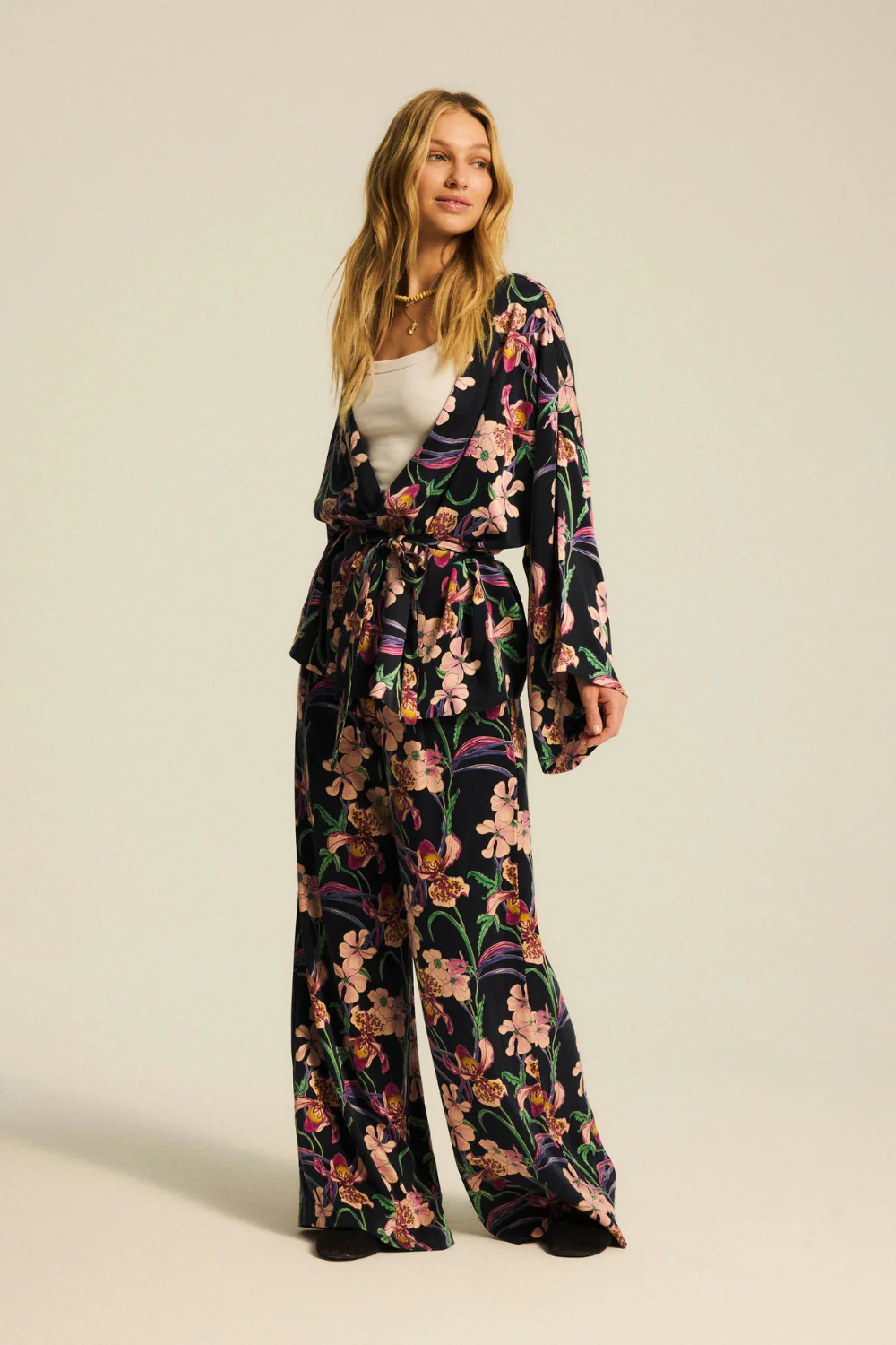 Koszula Kimonowa Bruna Dark Navy Bloom Print - Image 16