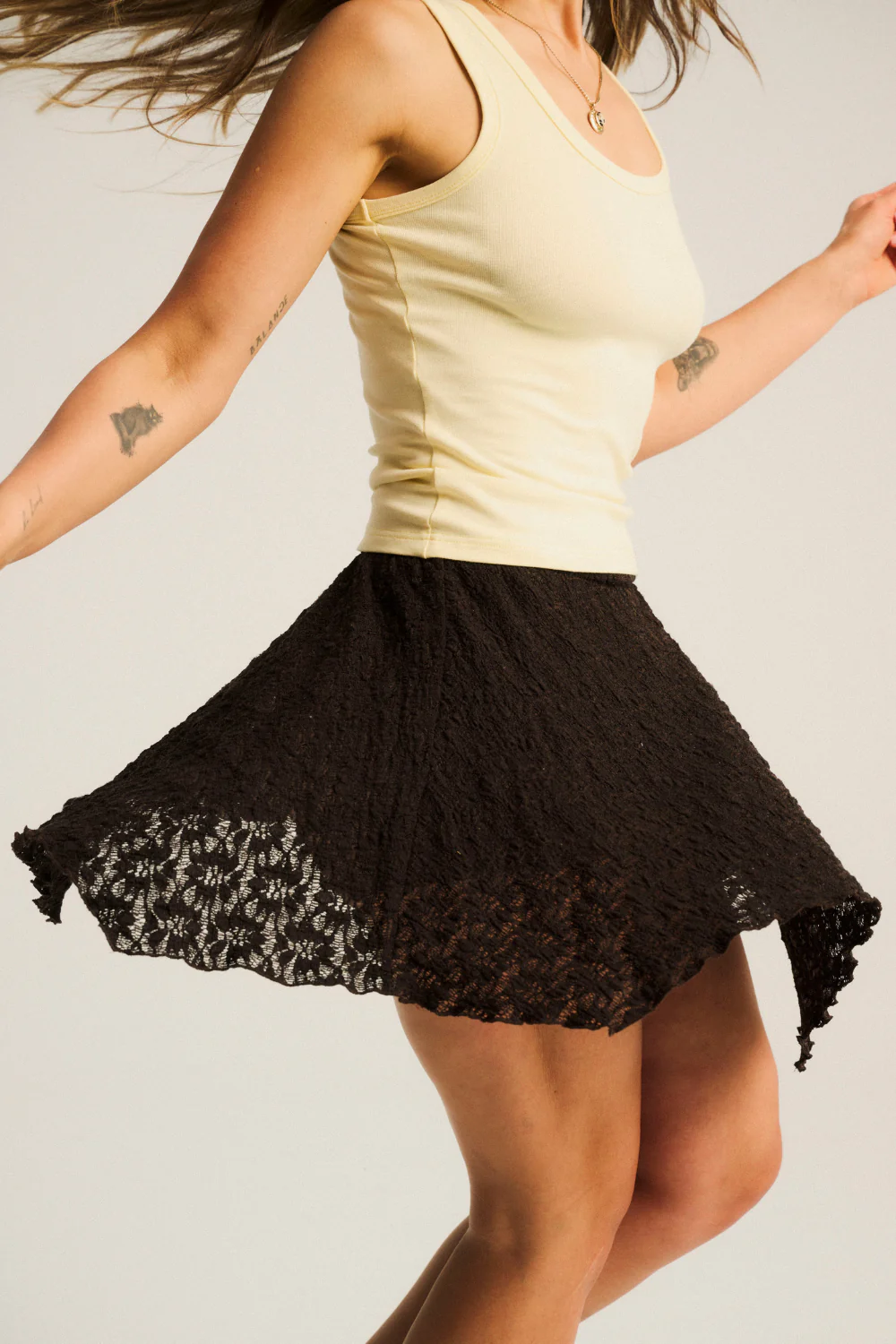 Spódniczka Sorana Lace Bitter Chocolate - Image 5