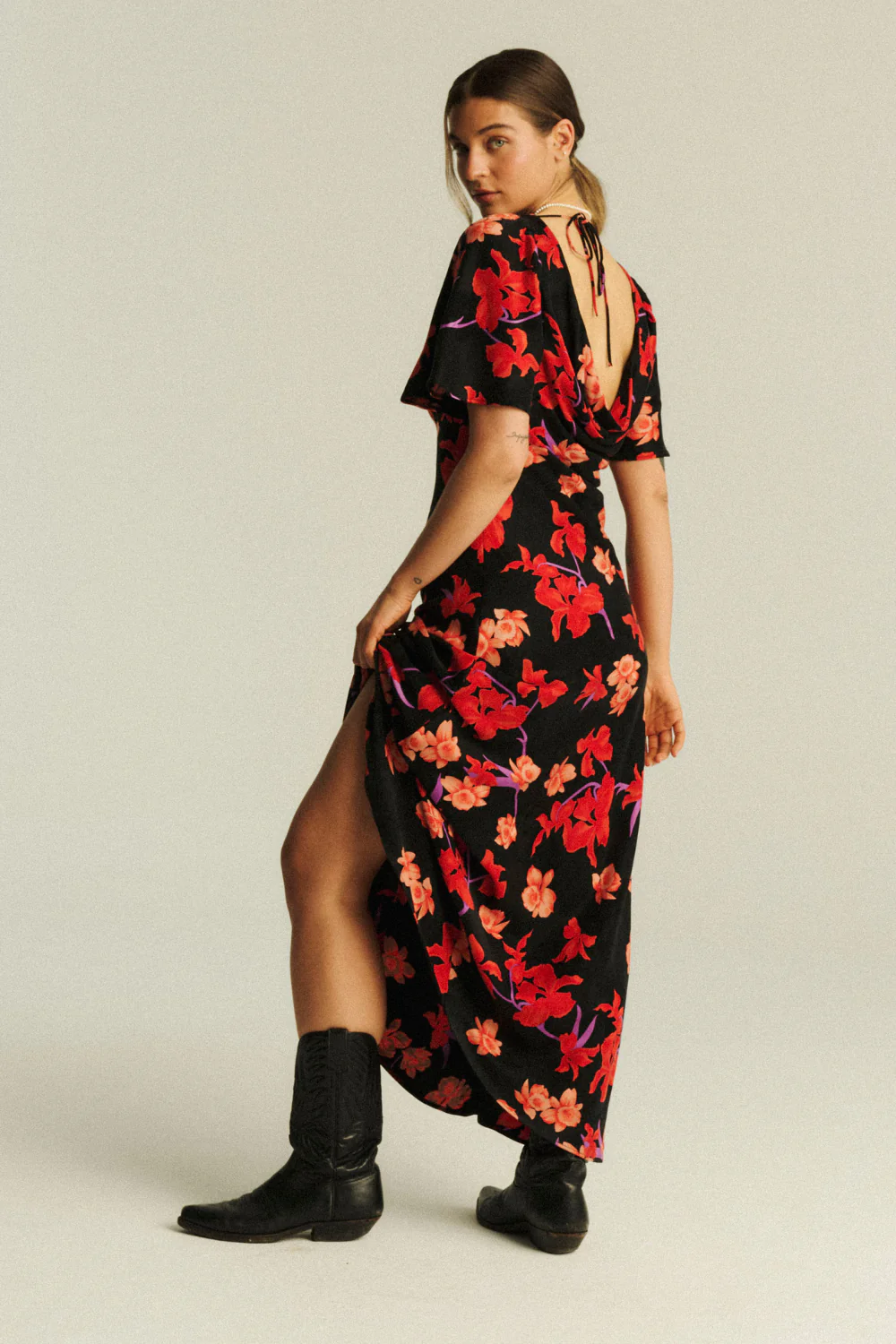 Sukienka Delphina Jacquard Lilies Print - Image 10