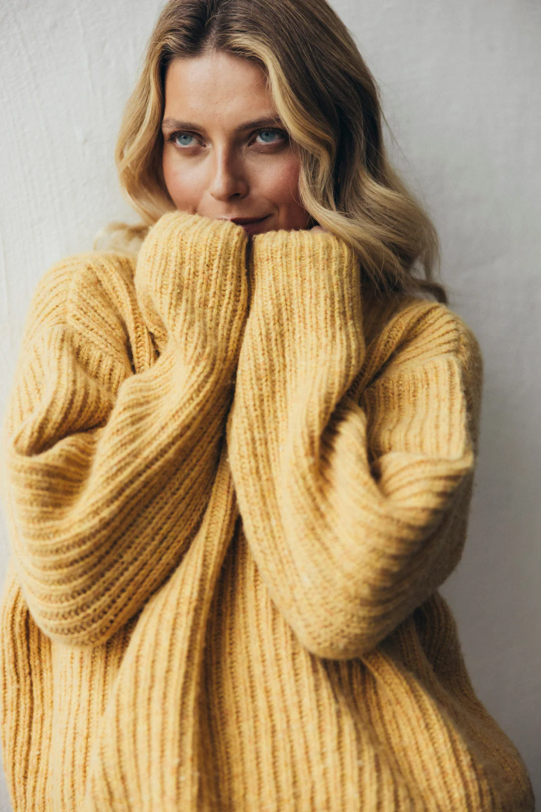Sweter Ortiz Melange Yellow - Image 3